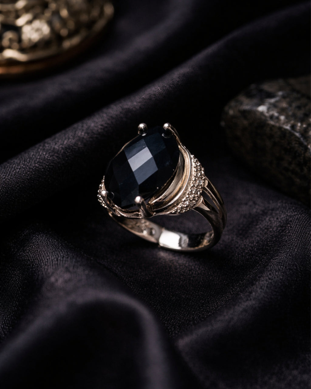 Anillo Nox