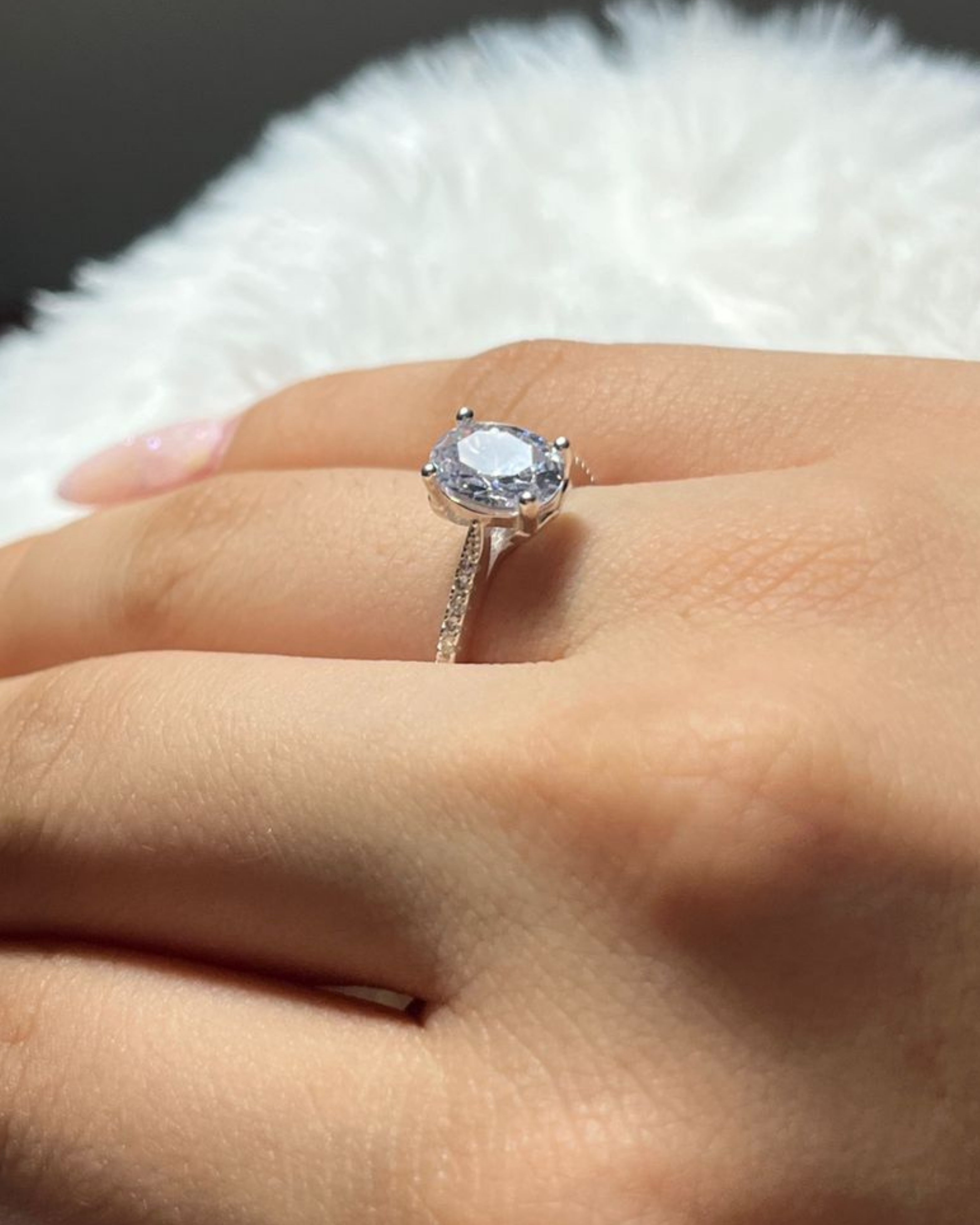 Celeste Oval